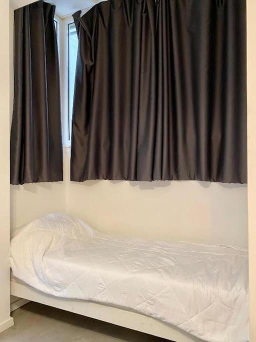 A Place 4U No10 - Garden-Level Getaway 2 Bedroom 2 Bathroom Apartment With Yard Atenas Exterior foto